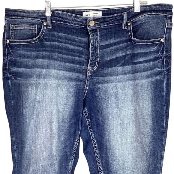 BKE Jeans Womens 36 X 33.5 Blue Curvy Fit High Rise Flare Stretch Crease Whisker - Picture 2 of 9